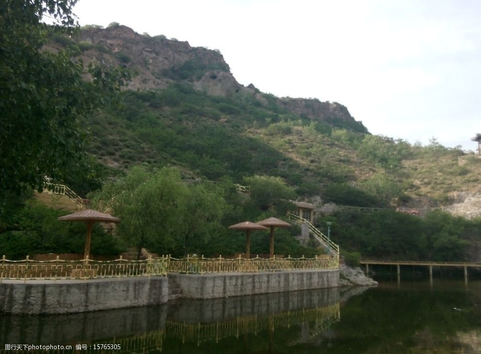 关键词:河北景区 张家口 安家沟 风景 旅游 绿树 蓝天 凉亭 景区 绿水