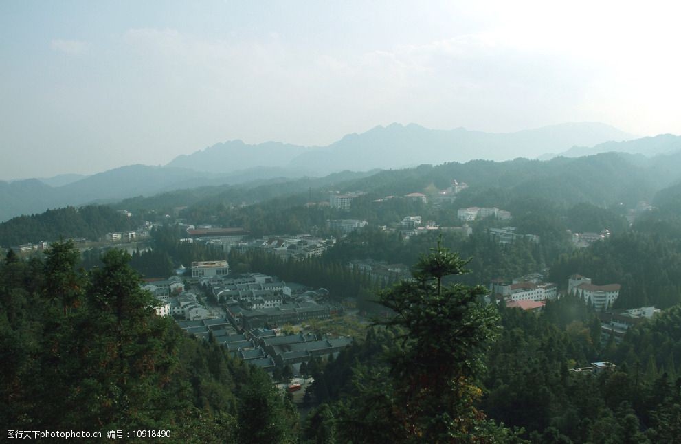 井冈山茨坪全景图片