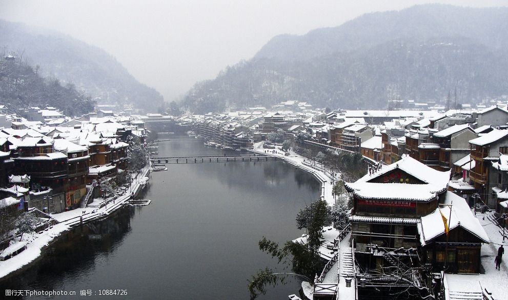 江南雪景图片