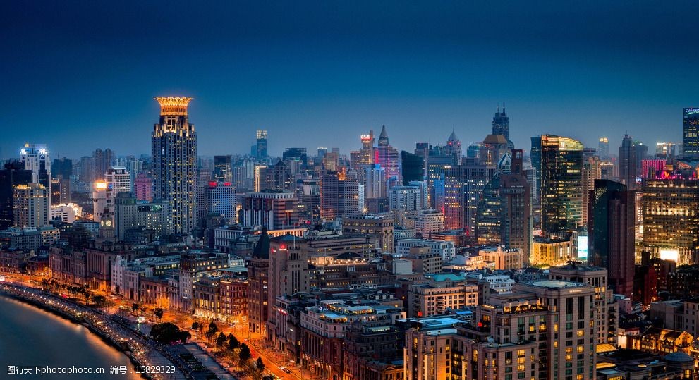 关键词:城市风景 城市夜景 灯光璀璨 夜景 城市俯瞰图 风景 摄影 自然