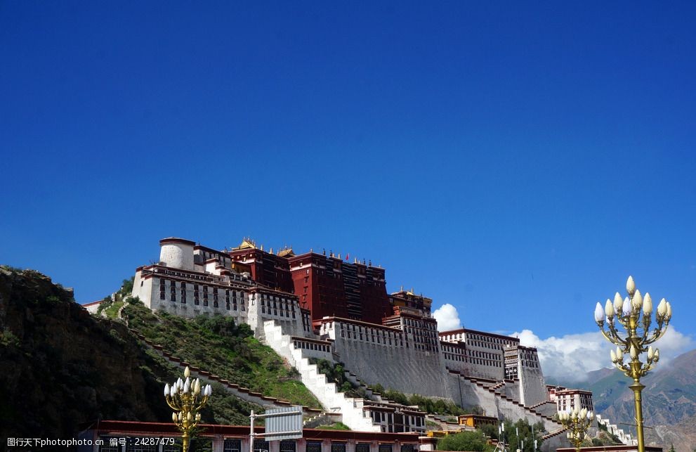 关键词:西藏 布达拉宫 蓝天 太阳 阳光 寺庙 美景 摄影 旅游摄影 国内