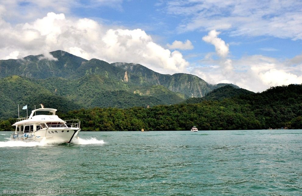 关键词:台湾景观 唯美 风景 风光 旅行 台湾 湖 摄影 旅游摄影 国内