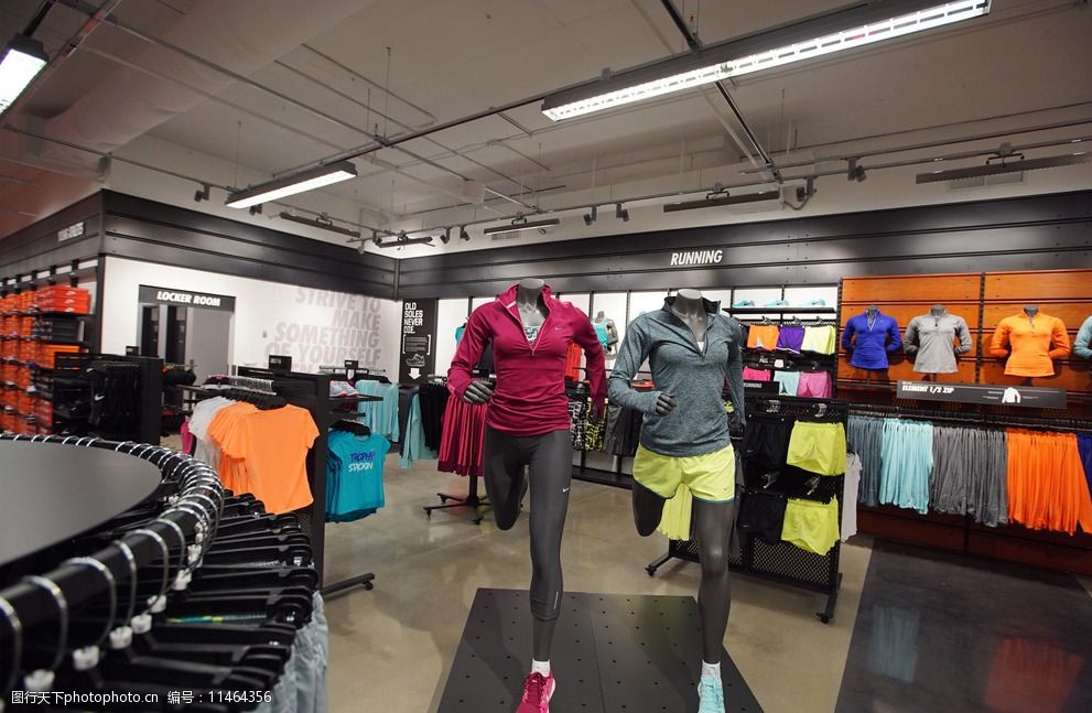 nike专卖店图片