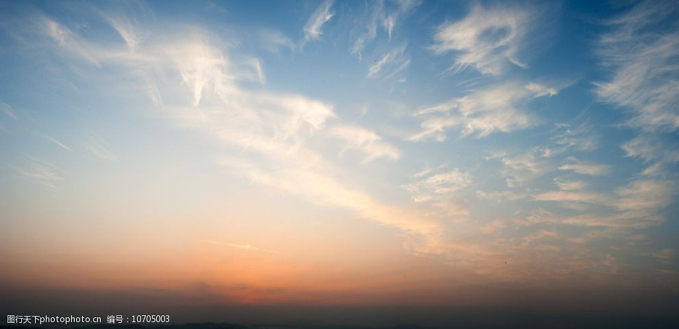 关键词:黄昏天空 黄昏 天空 云彩 落日 高清 摄影 自然景观 自然风景