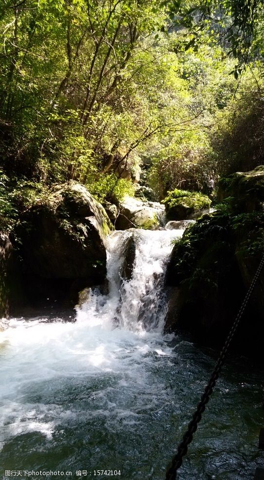 关键词:河流 小溪 深谷小溪 旅游风光 山川河流 摄影 自然景观 山水