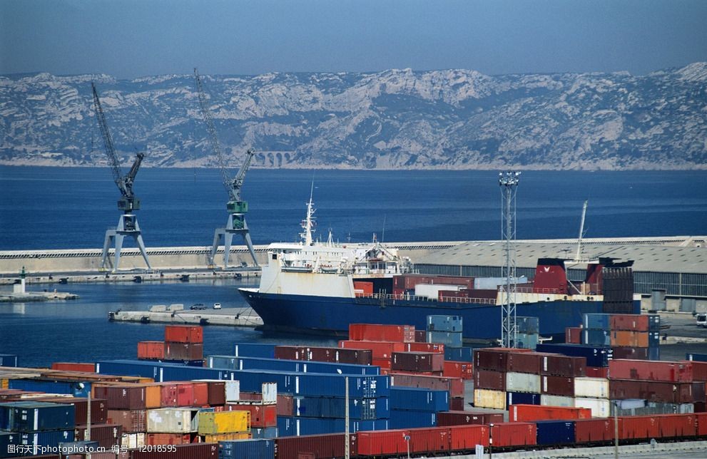 关键词:轮船 运输 海洋 交通 交通工具 摄影 现代科技 300dpi jpg