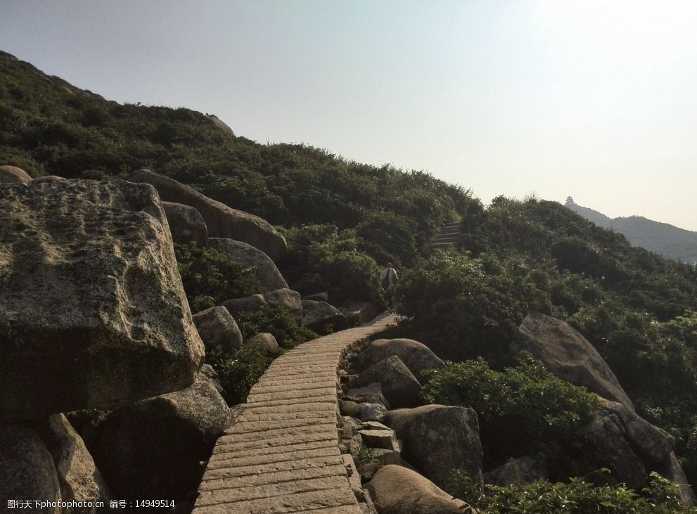 关键词:海岛山路 海岛 山路 烈阳高照 石子路 风景 摄影 旅游摄影