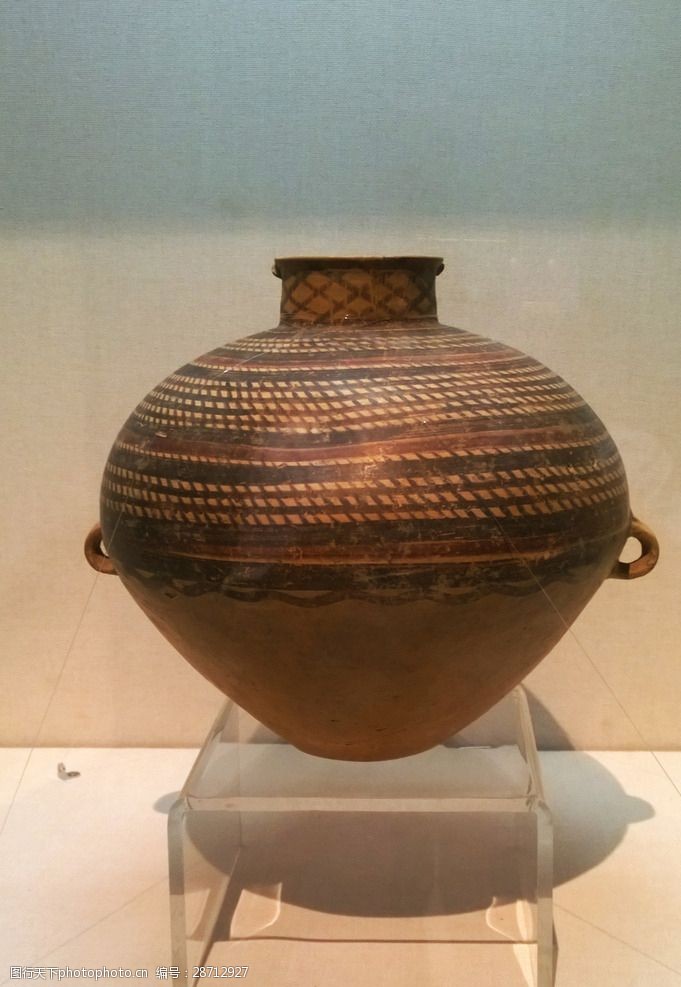 彩绘双耳红陶罐