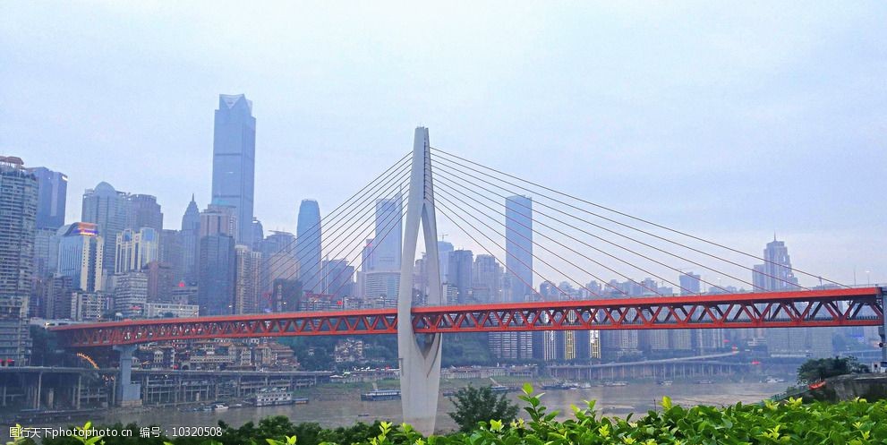 嘉陵江上的千厮门大桥图片