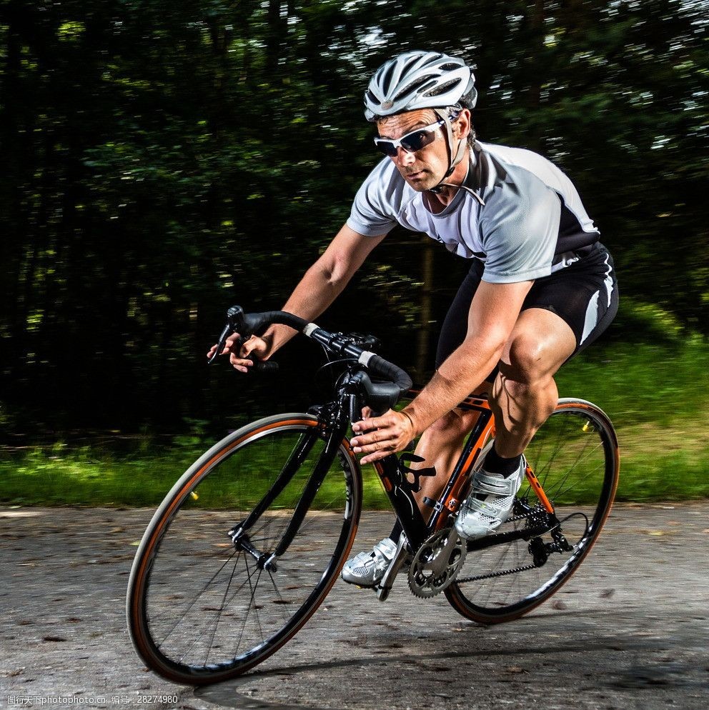 山地自行车运动图片