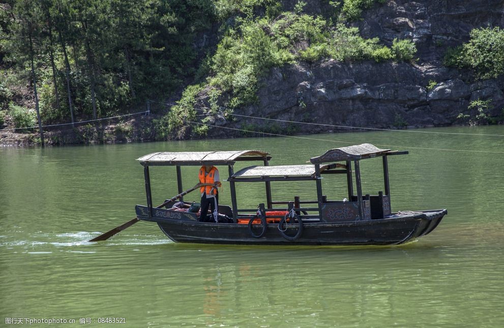 关键词:古北水镇 密云旅游 水乡 船 摆渡 摄影 建筑园林 园林建筑 240