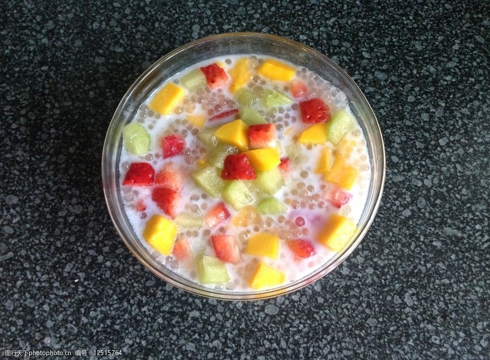 椰奶水果汇图片