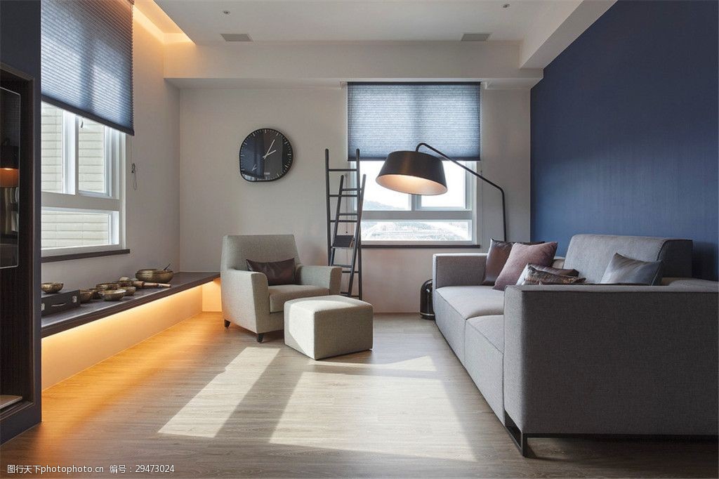 简约客厅蓝色沙发背景装修效果图