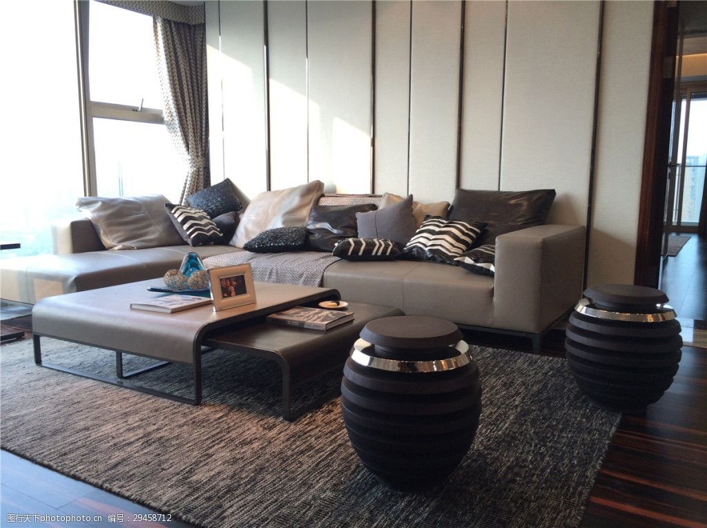 简约客厅长方形茶几装修效果图